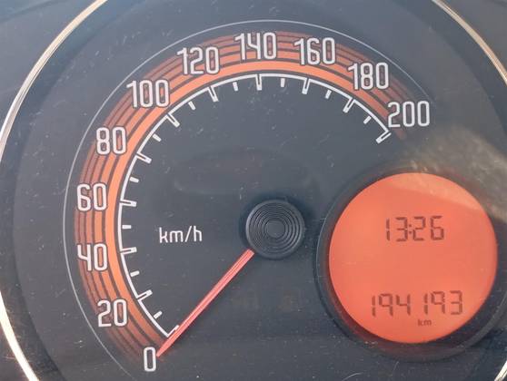 FIAT UNO 1.0 EVO VIVACE 8V FLEX 2P MANUAL